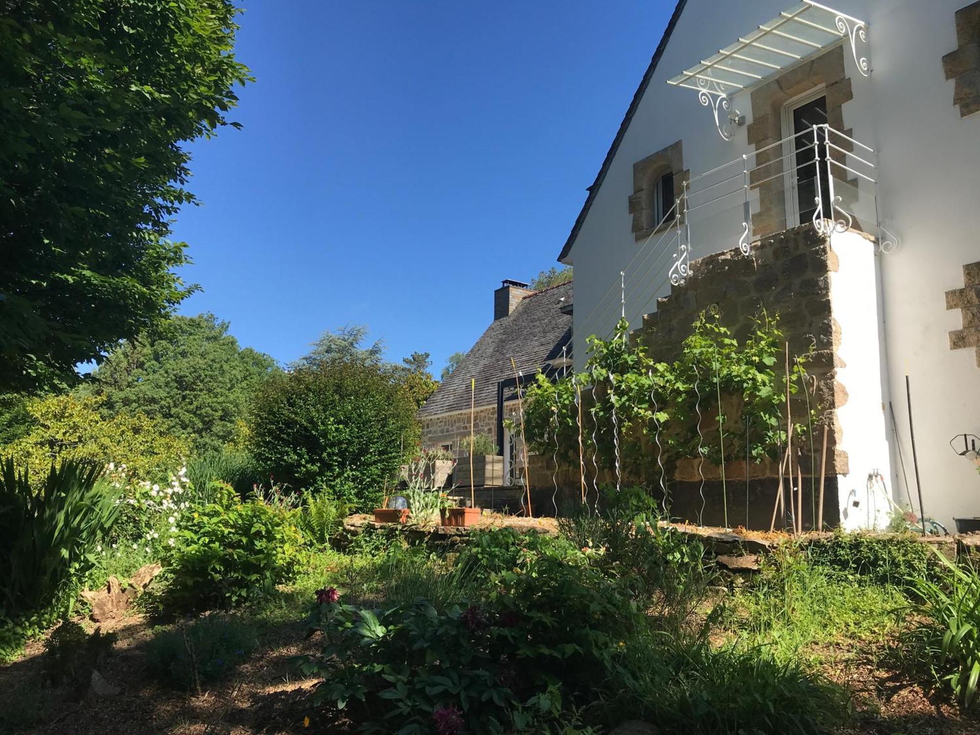 Le Pas Du Faon Bed & Breakfast Caudan Екстериор снимка